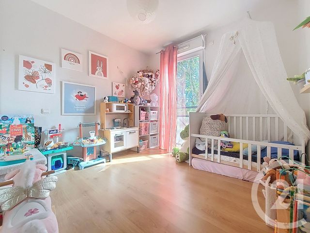 Appartement F4 à vendre - 4 pièces - 81.18 m2 - DRAGUIGNAN - 83 - PROVENCE-ALPES-COTE-D-AZUR - Century 21 Haussmann Immobilier