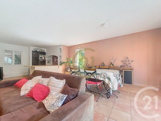 maison à vendre - 6 pièces - 144.27 m2 - CALLAS - 83 - PROVENCE-ALPES-COTE-D-AZUR - Century 21 Haussmann Immobilier