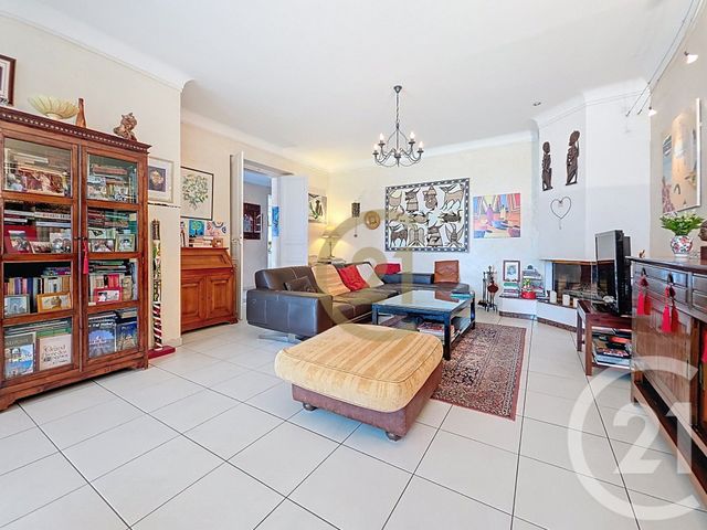 Appartement F4 à vendre - 4 pièces - 159.51 m2 - DRAGUIGNAN - 83 - PROVENCE-ALPES-COTE-D-AZUR - Century 21 Haussmann Immobilier