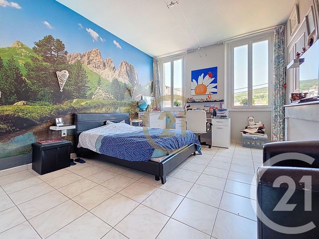 Appartement F4 à vendre - 4 pièces - 159.51 m2 - DRAGUIGNAN - 83 - PROVENCE-ALPES-COTE-D-AZUR - Century 21 Haussmann Immobilier