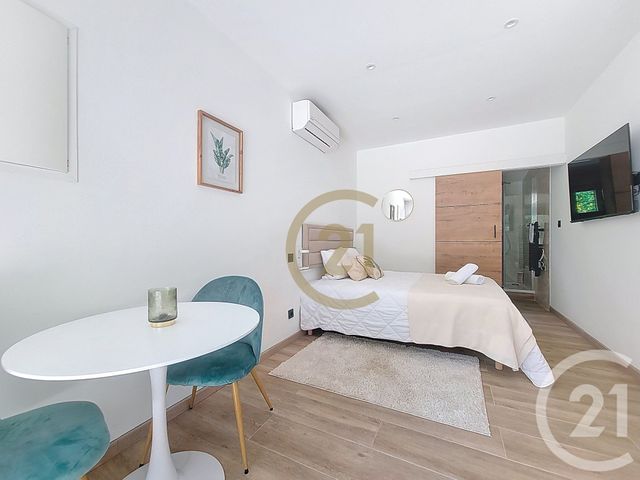 Afficher la photo en grand maison à vendre - 5 pièces - 175.89 m2 - DRAGUIGNAN - 83 - PROVENCE-ALPES-COTE-D-AZUR - Century 21 Haussmann Immobilier