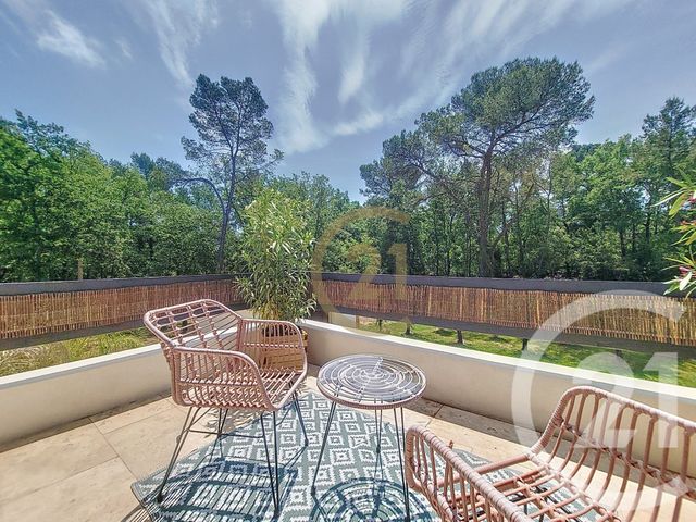 Afficher la photo en grand maison à vendre - 5 pièces - 175.89 m2 - DRAGUIGNAN - 83 - PROVENCE-ALPES-COTE-D-AZUR - Century 21 Haussmann Immobilier