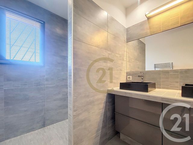 maison à vendre - 4 pièces - 200.0 m2 - DRAGUIGNAN - 83 - PROVENCE-ALPES-COTE-D-AZUR - Century 21 Haussmann Immobilier