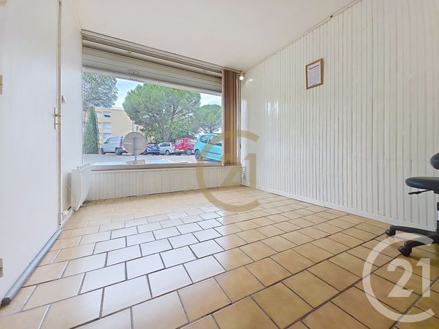 Appartement à vendre - 2 pièces - 27.4 m2 - DRAGUIGNAN - 83 - PROVENCE-ALPES-COTE-D-AZUR - Century 21 Haussmann Immobilier