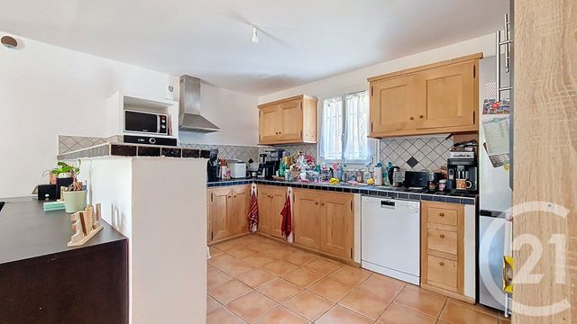 maison à vendre - 6 pièces - 118.0 m2 - VIDAUBAN - 83 - PROVENCE-ALPES-COTE-D-AZUR - Century 21 Haussmann Immobilier