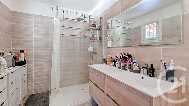 maison à vendre - 6 pièces - 118.0 m2 - VIDAUBAN - 83 - PROVENCE-ALPES-COTE-D-AZUR - Century 21 Haussmann Immobilier