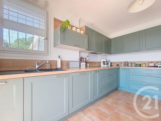 maison à vendre - 7 pièces - 177.0 m2 - DRAGUIGNAN - 83 - PROVENCE-ALPES-COTE-D-AZUR - Century 21 Haussmann Immobilier