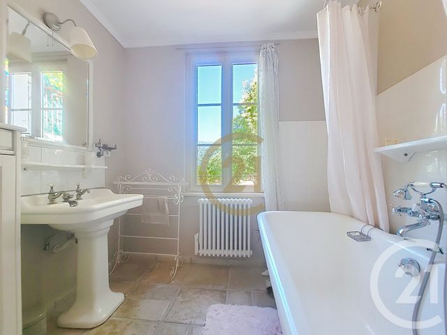 Afficher la photo en grand maison à vendre - 6 pièces - 196.0 m2 - BARGEMON - 83 - PROVENCE-ALPES-COTE-D-AZUR - Century 21 Haussmann Immobilier