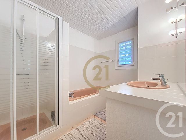 maison à vendre - 4 pièces - 113.7 m2 - DRAGUIGNAN - 83 - PROVENCE-ALPES-COTE-D-AZUR - Century 21 Haussmann Immobilier
