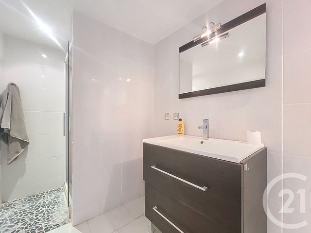 maison à vendre - 7 pièces - 137.57 m2 - CLAVIERS - 83 - PROVENCE-ALPES-COTE-D-AZUR - Century 21 Haussmann Immobilier