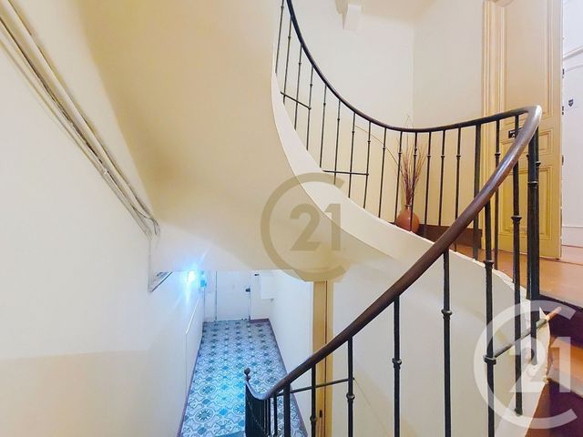 Appartement F3 à vendre - 3 pièces - 76.0 m2 - DRAGUIGNAN - 83 - PROVENCE-ALPES-COTE-D-AZUR - Century 21 Haussmann Immobilier