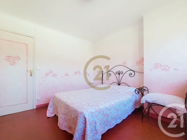 Afficher la photo en grand Appartement F3 à vendre - 3 pièces - 76.0 m2 - DRAGUIGNAN - 83 - PROVENCE-ALPES-COTE-D-AZUR - Century 21 Haussmann Immobilier