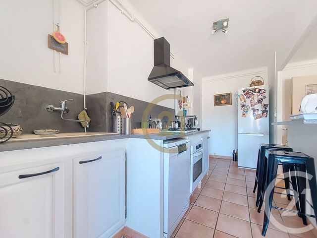 Afficher la photo en grand Appartement F3 à vendre - 3 pièces - 76.0 m2 - DRAGUIGNAN - 83 - PROVENCE-ALPES-COTE-D-AZUR - Century 21 Haussmann Immobilier