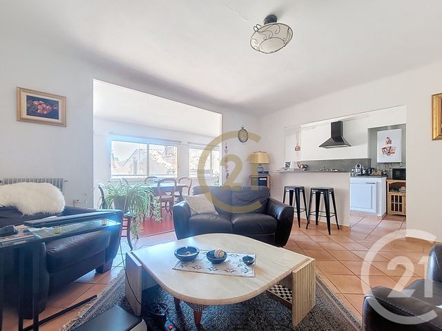 Afficher la photo en grand Appartement F3 à vendre - 3 pièces - 76.0 m2 - DRAGUIGNAN - 83 - PROVENCE-ALPES-COTE-D-AZUR - Century 21 Haussmann Immobilier