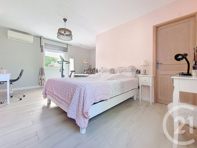 maison à vendre - 5 pièces - 190.0 m2 - FIGANIERES - 83 - PROVENCE-ALPES-COTE-D-AZUR - Century 21 Haussmann Immobilier