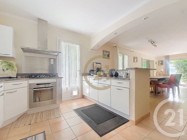 maison à vendre - 6 pièces - 206.38 m2 - LES ARCS - 83 - PROVENCE-ALPES-COTE-D-AZUR - Century 21 Haussmann Immobilier