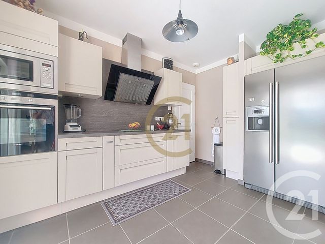 maison à vendre - 4 pièces - 113.08 m2 - FLAYOSC - 83 - PROVENCE-ALPES-COTE-D-AZUR - Century 21 Haussmann Immobilier