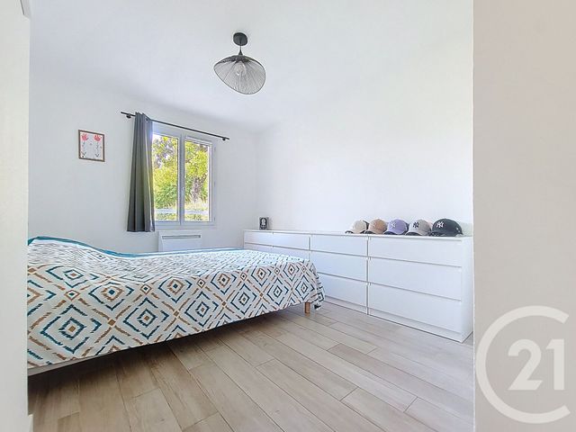 Afficher la photo en grand Appartement F4 à vendre - 4 pièces - 73.3 m2 - DRAGUIGNAN - 83 - PROVENCE-ALPES-COTE-D-AZUR - Century 21 Haussmann Immobilier