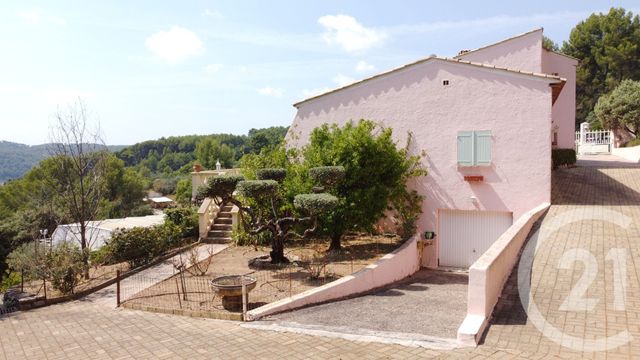 Afficher la photo en grand maison à vendre - 8 pièces - 177.9 m2 - DRAGUIGNAN - 83 - PROVENCE-ALPES-COTE-D-AZUR - Century 21 Haussmann Immobilier
