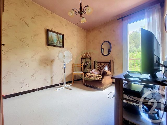 Appartement F4 à vendre - 4 pièces - 65.43 m2 - DRAGUIGNAN - 83 - PROVENCE-ALPES-COTE-D-AZUR - Century 21 Haussmann Immobilier