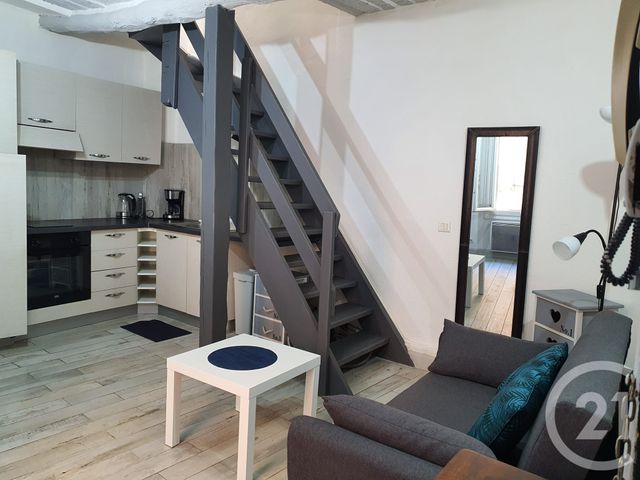 Appartement F2 à louer - 2 pièces - 26.53 m2 - DRAGUIGNAN - 83 - PROVENCE-ALPES-COTE-D-AZUR - Century 21 Haussmann Immobilier
