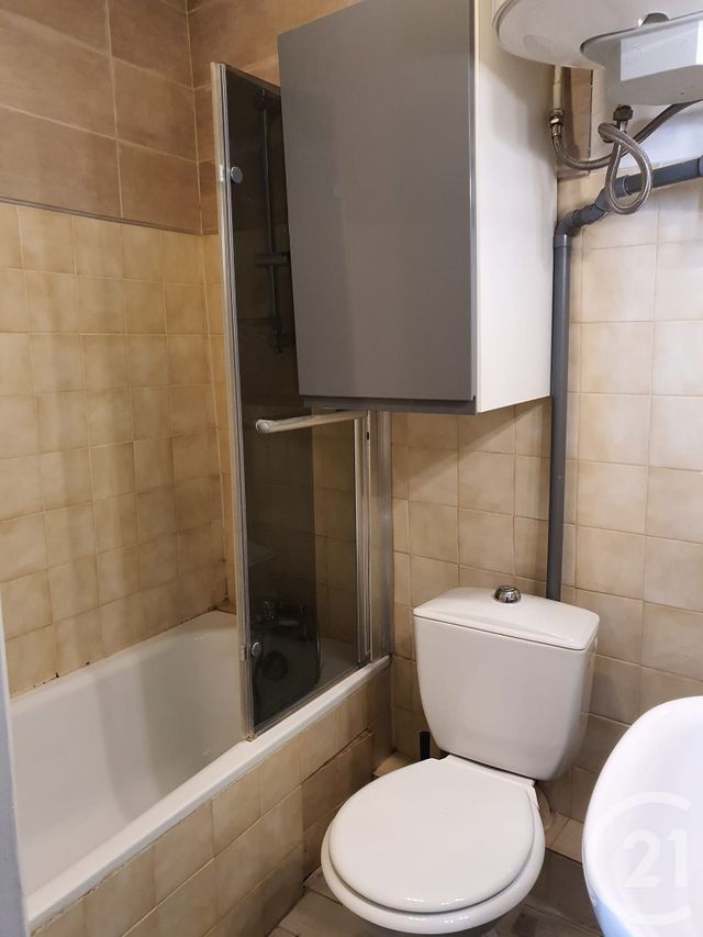 Afficher la photo en grand Appartement F2 à louer - 2 pièces - 26.53 m2 - DRAGUIGNAN - 83 - PROVENCE-ALPES-COTE-D-AZUR - Century 21 Haussmann Immobilier