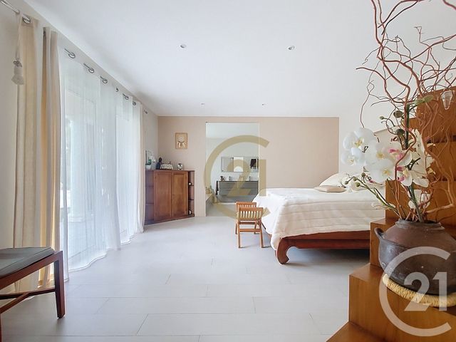 maison à vendre - 7 pièces - 299.63 m2 - DRAGUIGNAN - 83 - PROVENCE-ALPES-COTE-D-AZUR - Century 21 Haussmann Immobilier