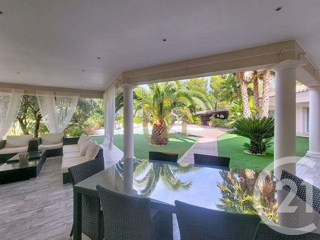 maison à vendre - 7 pièces - 299.63 m2 - DRAGUIGNAN - 83 - PROVENCE-ALPES-COTE-D-AZUR - Century 21 Haussmann Immobilier