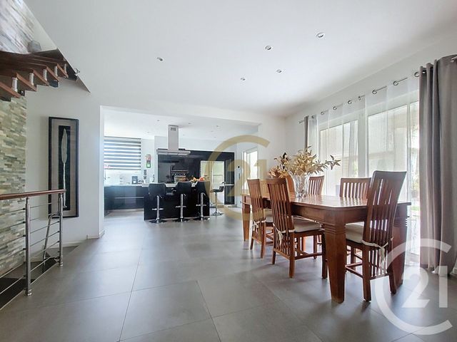 maison à vendre - 7 pièces - 299.63 m2 - DRAGUIGNAN - 83 - PROVENCE-ALPES-COTE-D-AZUR - Century 21 Haussmann Immobilier