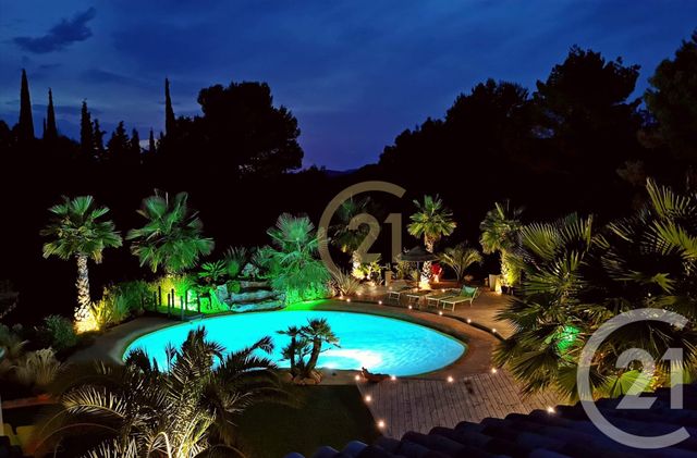 maison à vendre - 7 pièces - 299.63 m2 - DRAGUIGNAN - 83 - PROVENCE-ALPES-COTE-D-AZUR - Century 21 Haussmann Immobilier