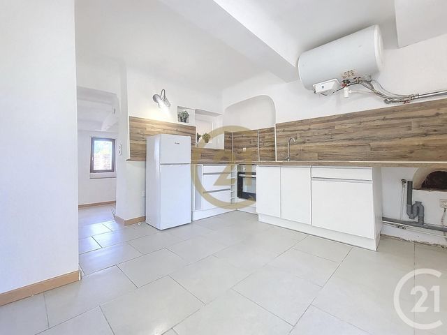 Appartement F1 bis à louer - 2 pièces - 31.2 m2 - FLAYOSC - 83 - PROVENCE-ALPES-COTE-D-AZUR - Century 21 Haussmann Immobilier