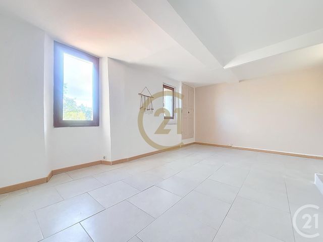 Appartement F1 bis à louer - 2 pièces - 31.2 m2 - FLAYOSC - 83 - PROVENCE-ALPES-COTE-D-AZUR - Century 21 Haussmann Immobilier
