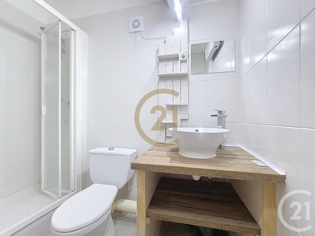 Appartement F1 bis à louer - 2 pièces - 31.2 m2 - FLAYOSC - 83 - PROVENCE-ALPES-COTE-D-AZUR - Century 21 Haussmann Immobilier