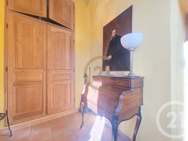 Appartement F2 à louer - 2 pièces - 61.0 m2 - DRAGUIGNAN - 83 - PROVENCE-ALPES-COTE-D-AZUR - Century 21 Haussmann Immobilier