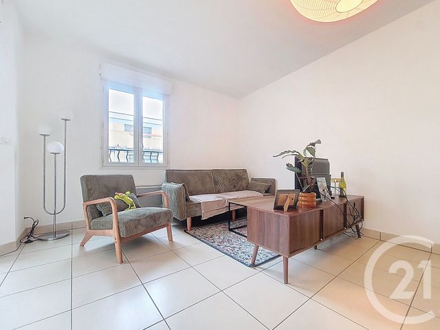 Appartement F2 à vendre - 2 pièces - 44.6 m2 - DRAGUIGNAN - 83 - PROVENCE-ALPES-COTE-D-AZUR - Century 21 Haussmann Immobilier