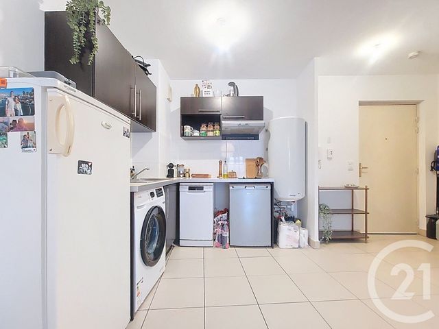 Appartement F2 à vendre - 2 pièces - 44.6 m2 - DRAGUIGNAN - 83 - PROVENCE-ALPES-COTE-D-AZUR - Century 21 Haussmann Immobilier
