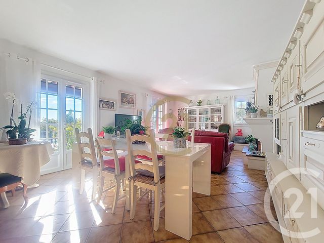 maison à vendre - 4 pièces - 100.97 m2 - DRAGUIGNAN - 83 - PROVENCE-ALPES-COTE-D-AZUR - Century 21 Haussmann Immobilier
