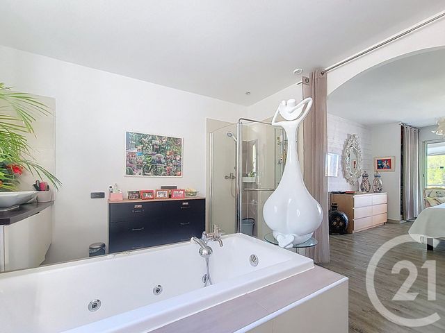 maison à vendre - 4 pièces - 141.0 m2 - DRAGUIGNAN - 83 - PROVENCE-ALPES-COTE-D-AZUR - Century 21 Haussmann Immobilier