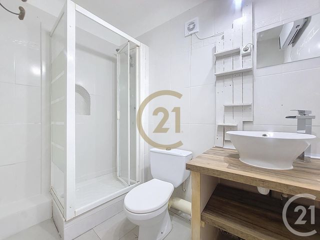 Appartement F1 bis à vendre - 2 pièces - 31.2 m2 - FLAYOSC - 83 - PROVENCE-ALPES-COTE-D-AZUR - Century 21 Haussmann Immobilier