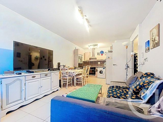 Appartement T2 à vendre - 2 pièces - 43.3 m2 - DRAGUIGNAN - 83 - PROVENCE-ALPES-COTE-D-AZUR - Century 21 Haussmann Immobilier