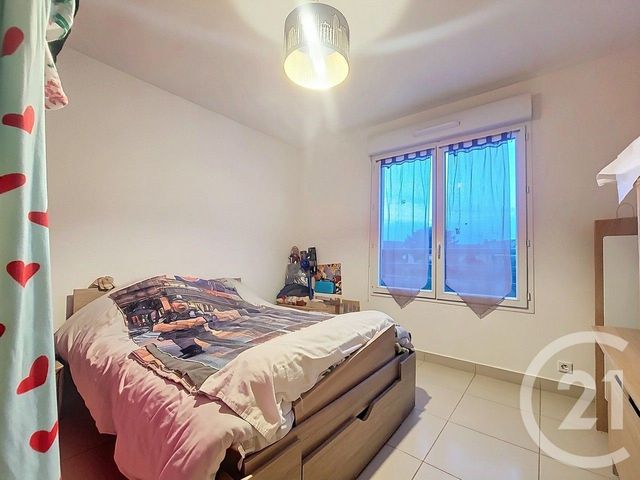 Appartement T2 à vendre - 2 pièces - 43.3 m2 - DRAGUIGNAN - 83 - PROVENCE-ALPES-COTE-D-AZUR - Century 21 Haussmann Immobilier