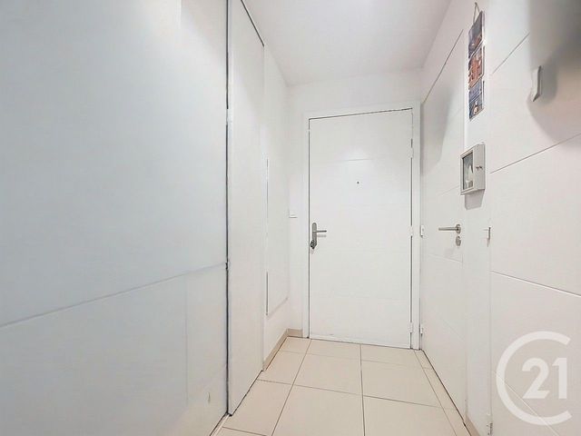 Appartement T2 à vendre - 2 pièces - 43.3 m2 - DRAGUIGNAN - 83 - PROVENCE-ALPES-COTE-D-AZUR - Century 21 Haussmann Immobilier