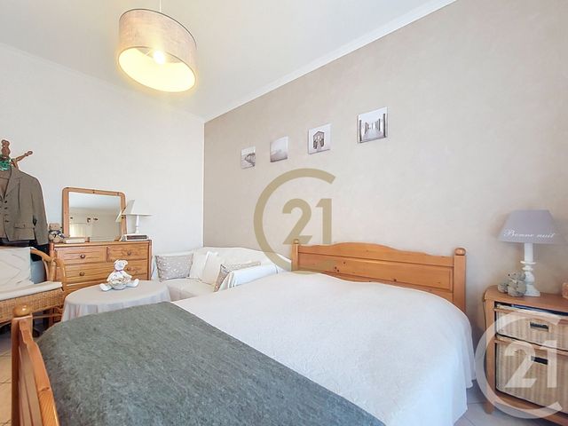 Appartement T3 à vendre - 3 pièces - 70.36 m2 - DRAGUIGNAN - 83 - PROVENCE-ALPES-COTE-D-AZUR - Century 21 Haussmann Immobilier
