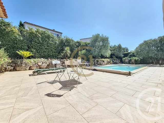 maison à vendre - 5 pièces - 130.0 m2 - VIDAUBAN - 83 - PROVENCE-ALPES-COTE-D-AZUR - Century 21 Haussmann Immobilier