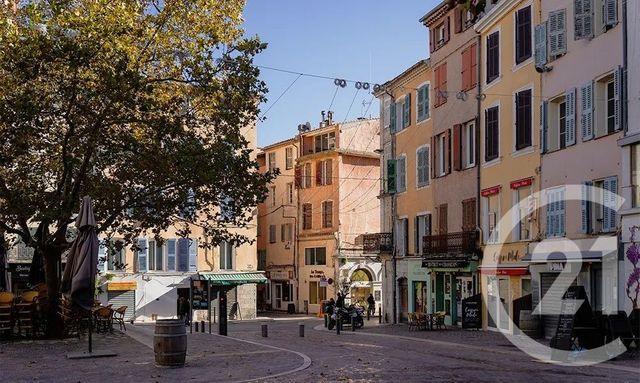 Appartement Studio à louer - 2 pièces - 36.85 m2 - DRAGUIGNAN - 83 - PROVENCE-ALPES-COTE-D-AZUR - Century 21 Haussmann Immobilier