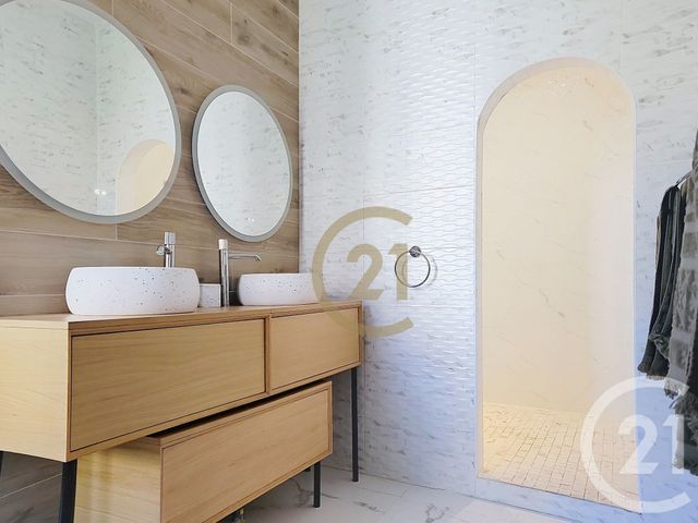 maison à vendre - 10 pièces - 308.89 m2 - DRAGUIGNAN - 83 - PROVENCE-ALPES-COTE-D-AZUR - Century 21 Haussmann Immobilier