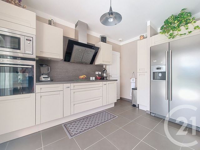 maison à vendre - 4 pièces - 113.08 m2 - FLAYOSC - 83 - PROVENCE-ALPES-COTE-D-AZUR - Century 21 Haussmann Immobilier