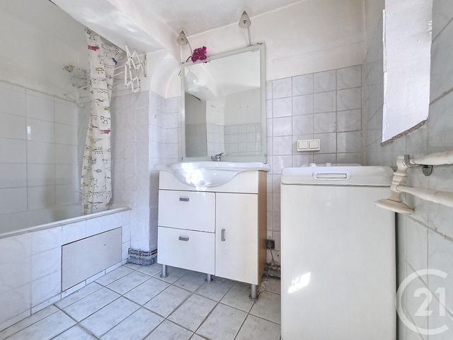 Appartement F2 bis à louer - 2 pièces - 55.7 m2 - DRAGUIGNAN - 83 - PROVENCE-ALPES-COTE-D-AZUR - Century 21 Haussmann Immobilier