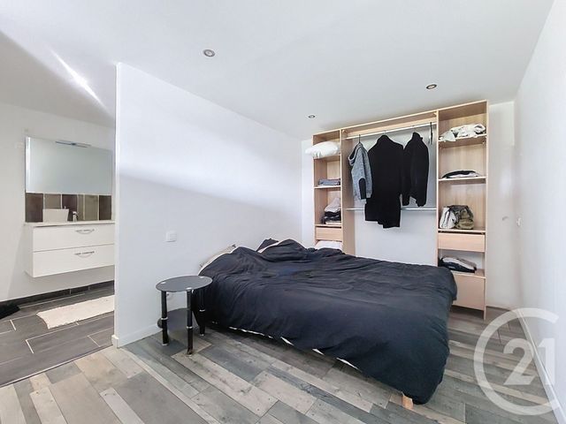 maison à vendre - 7 pièces - 202.85 m2 - DRAGUIGNAN - 83 - PROVENCE-ALPES-COTE-D-AZUR - Century 21 Haussmann Immobilier