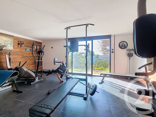 maison à vendre - 7 pièces - 202.85 m2 - DRAGUIGNAN - 83 - PROVENCE-ALPES-COTE-D-AZUR - Century 21 Haussmann Immobilier